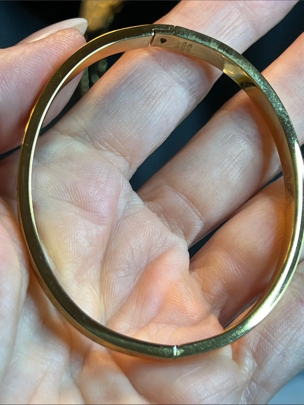 None elegant gold